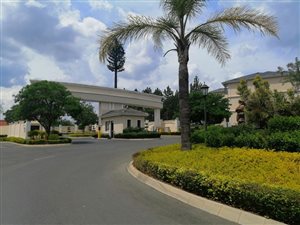 2 Bed Apartment in Summerset