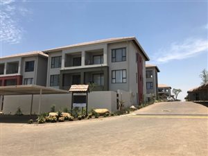 2 Bed Apartment in Fourways