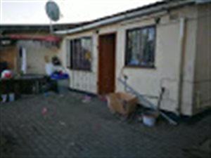 2 Bed House in Phoenix Industrial