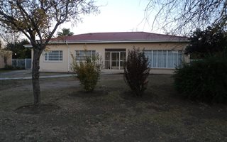 3 Bedroom House in Suidrand