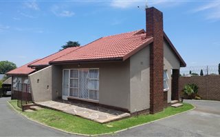 3 Bedroom House in Woodmere