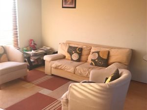 3 Bed Apartment in Winchester Hills