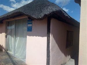 5 Bed House in Lesedi Park