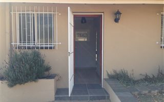 1 Bedroom House in Kensington B
