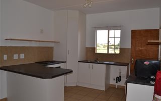 3 Bedroom Townhouse in Wilgeheuwel