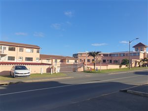 2 Bed Apartment in Bluff