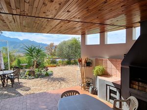 4 Bed House in De Rust