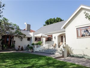 3 Bedroom House in Signal Hill