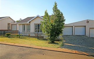 2 Bedroom Townhouse in Amandasig