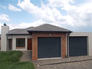 3 Bed House in Clayville