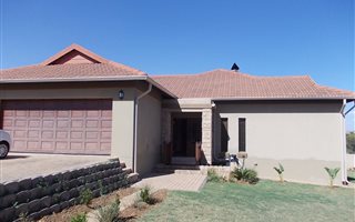 4 Bedroom House in Ifafi