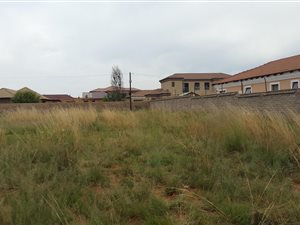 1150 m² Land available in Cultura Park