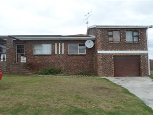 3 Bedroom House in Heath Park