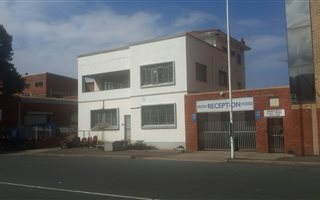 600 m² Office Space in Greyville