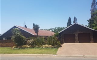 3 Bedroom House in Presidents Dam
