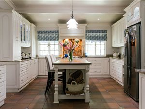 4 Bed House in Klisserville