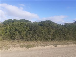 839 m² Land available in Cannon Rocks