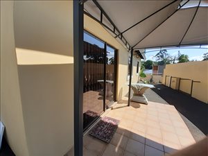 3 Bed Simplex in Prestbury
