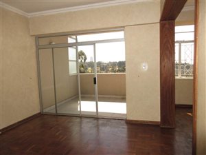 3 Bed Apartment in Fairway