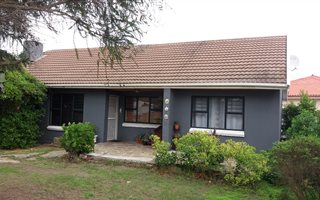 4 Bedroom House in Heathfield