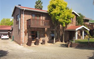 5 Bedroom House in Rooirivierrif