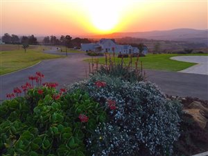 1931 m² Land available in Hilton