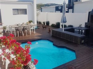 3 Bed Townhouse in Nahoon Valley