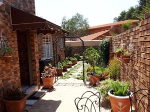 3 Bed Townhouse in Randpark Ridge