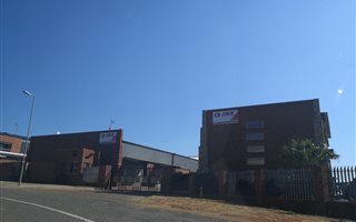 1168 m² Industrial space in Monavoni