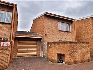 2 Bed Duplex in Vereeniging