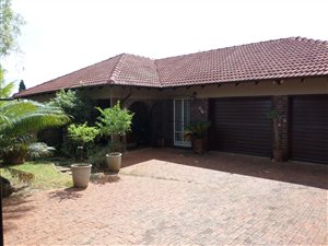 3 Bed House in Die Wilgers