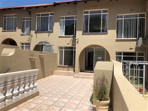 2 Bed Townhouse in Quellerina