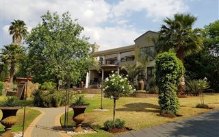 4 Bedroom House in Raslouw