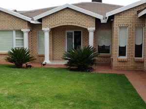 4 Bed House in Hillcrest