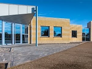 100 m² Office Space in Bassonia Estate