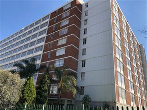 2 Bed Apartment in Bedford Gardens