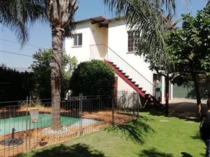 1 Bed Garden Cottage in Meyerspark