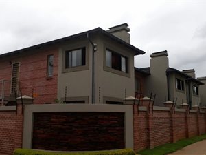 2 Bedroom House in Daspoort