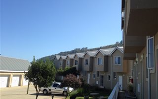 2 Bedroom Apartment in The Village