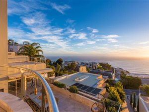 4 Bed House in Bantry Bay