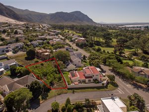 982 m² Land available in Hermanus Heights