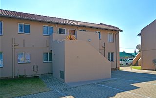 2 Bedroom Apartment in Beyers Park