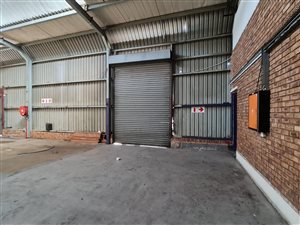 409 m² Industrial space in Benrose