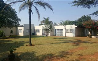 5.3 ha Smallholding in Doornkloof
