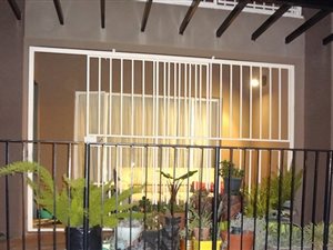 4 Bed Apartment in Auckland Park
