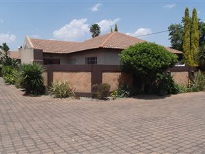 3 Bed Cluster in New State Area