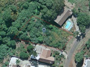 1266 m² Land available in Grangetown