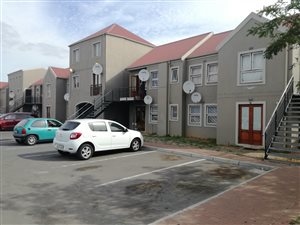 2 Bed House in Langa