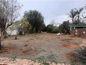 980 m² Land available in Oudtshoorn
