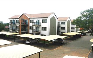 3 Bedroom Apartment in Montana Gardens